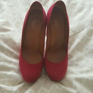 Red Suede Gucci Pumps